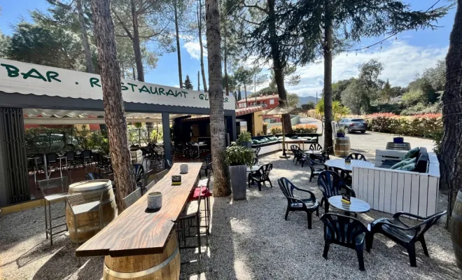 Restaurant avec Terrasse ombragée