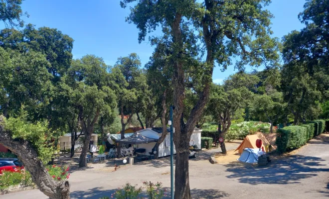 Camping avec emplacement tente, camping car, van., Argelès-sur-Mer, Domaine des Mimosas