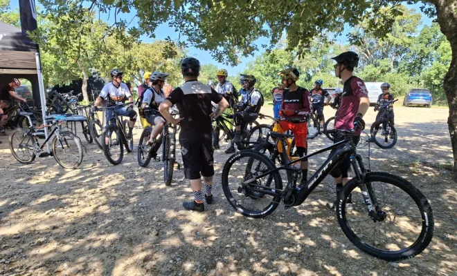 FAN DE VTT, ENDURO, COUNTRY ? DEPART DU CAMPING DES MIMOSAS..., Argelès-sur-Mer, Domaine des Mimosas