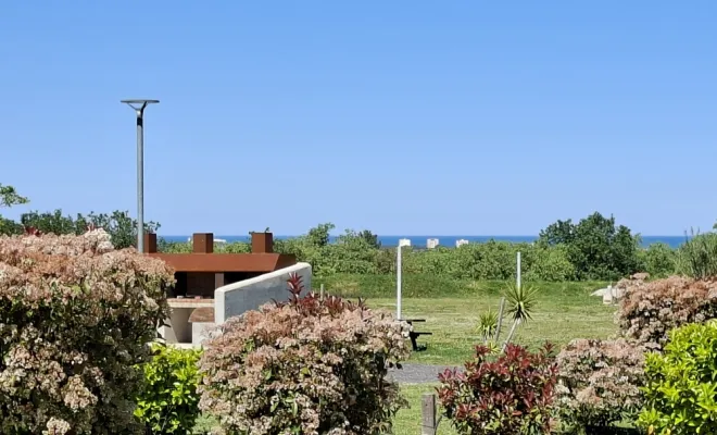 CAMPING AVEC EMPLACEMENTS TOUTES TAILLES POR TENTE, VAN ET CAMPING CAR, Argelès-sur-Mer, Domaine des Mimosas