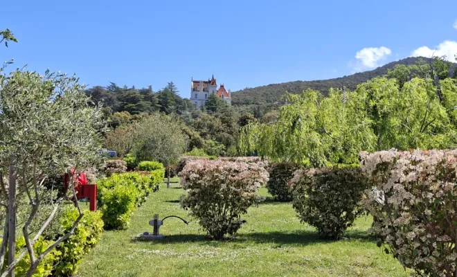 CAMPING AVEC EMPLACEMENTS TOUTES TAILLES POR TENTE, VAN ET CAMPING CAR, Argelès-sur-Mer, Domaine des Mimosas