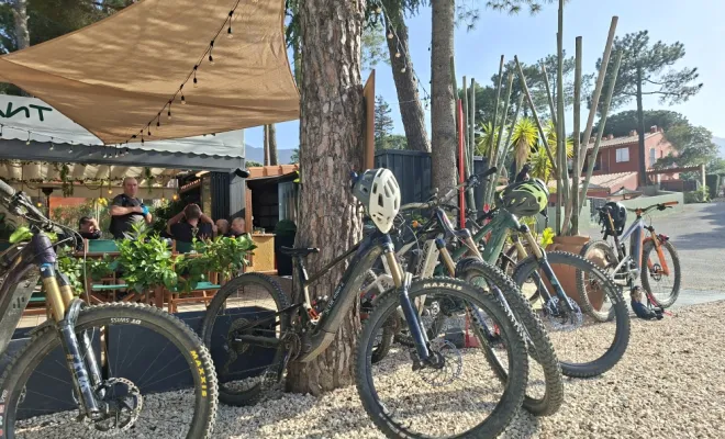 FAN DE VTT, ENDURO, COUNTRY ? DEPART DU CAMPING DES MIMOSAS..., Argelès-sur-Mer, Domaine des Mimosas