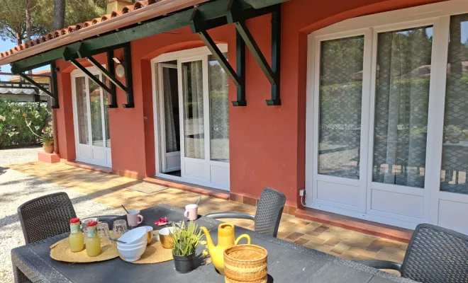 COURT SEJOUR EN APPARTEMENTS, VILLAS ET MOBIL-HOME., Argelès-sur-Mer, Domaine des Mimosas