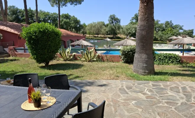 COURT SEJOUR EN APPARTEMENTS, VILLAS ET MOBIL-HOME., Argelès-sur-Mer, Domaine des Mimosas