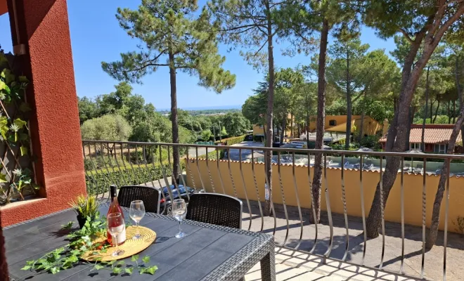 COURT SEJOUR EN APPARTEMENTS, VILLAS ET MOBIL-HOME., Argelès-sur-Mer, Domaine des Mimosas