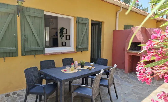 Réunion familiale, cousinade.. ou entre amis logez au Domaine des Mimosas!, Argelès-sur-Mer, Domaine des Mimosas