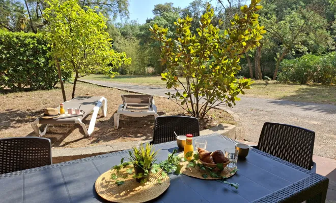 Réunion familiale, cousinade.. ou entre amis logez au Domaine des Mimosas!, Argelès-sur-Mer, Domaine des Mimosas